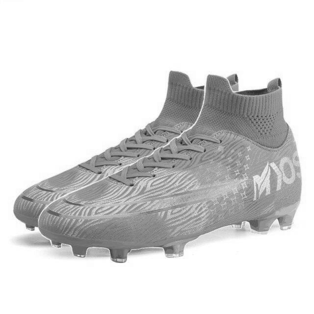Buying Soccer Shoes For Kids photo 3