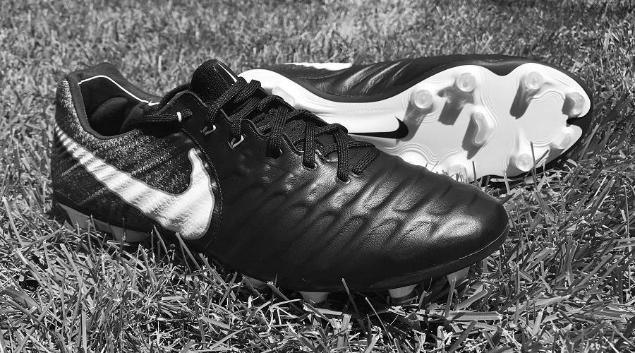 Nike Tiempo Black Soccer Shoe Review photo 1