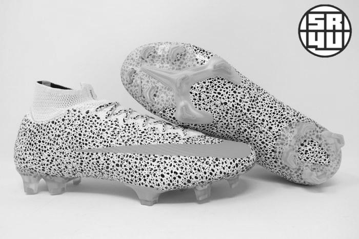 Nike Soccer Cleats – The Mercurial Vapor Vs The Cheetah photo 1